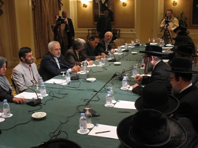Incontro fraterno tra rabbini ortodossi e Ahmadinejad a New York il 21 settembre 2006